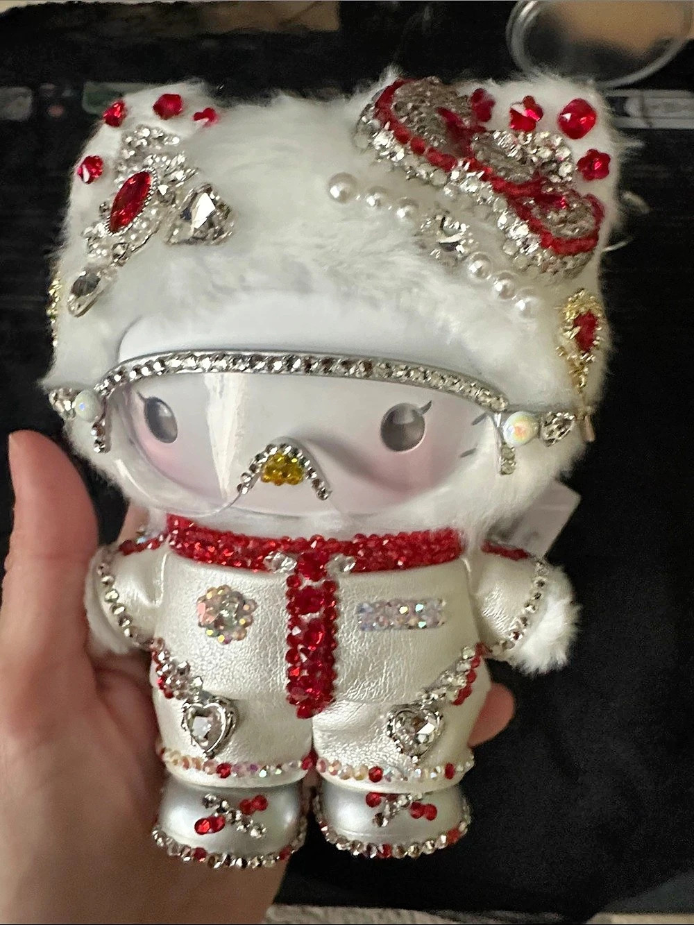 Embellished Hello Kitty - Picture 2 of 2